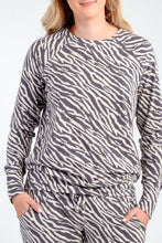 Load image into Gallery viewer, Ladies Winter Pajamas set - Zebra