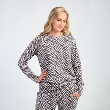 Load image into Gallery viewer, Ladies Winter Pajamas set - Zebra