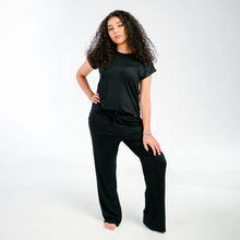 Load image into Gallery viewer, Ladies Mid-season Pajamas - Black
